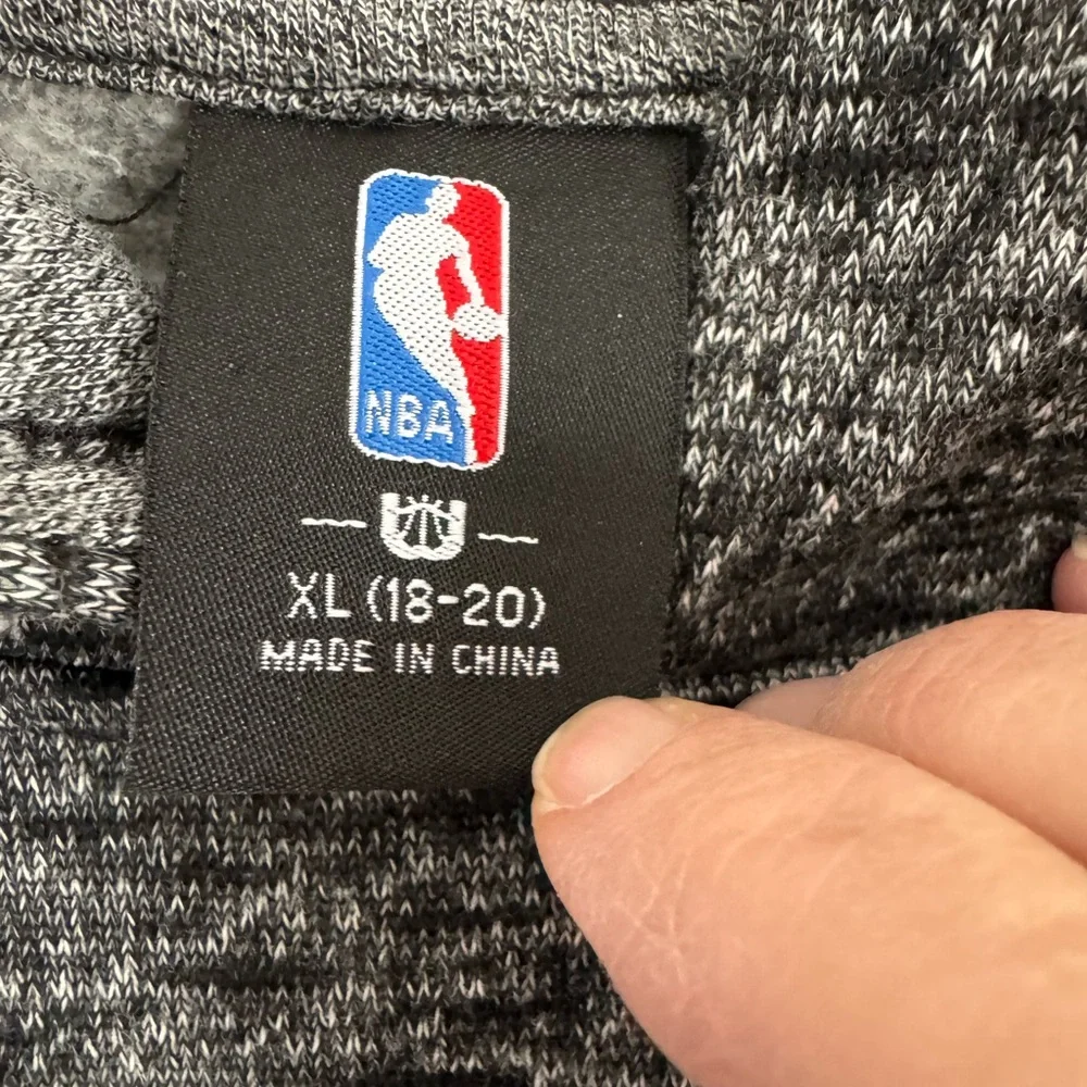 NBA Boston Celtics hoodie - Picture 2 of 3